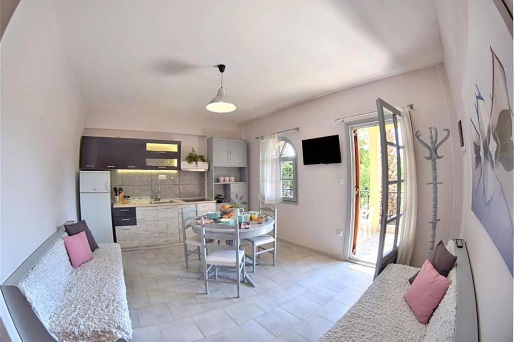 Calma Luxury Apartments #4 Sozopoli In Halkidiki Esterno foto